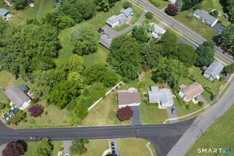 4 Lee Circle Bloomfield CT 06002