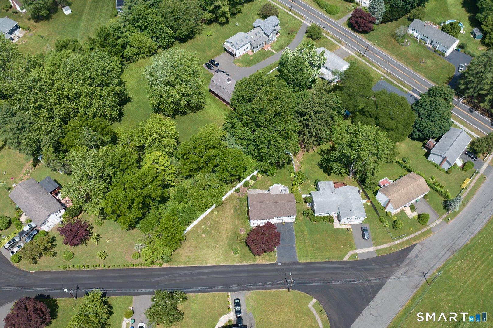 4 Lee Circle Bloomfield CT 06002
