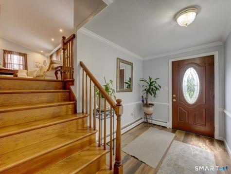 4 Lee Circle Bloomfield CT 06002