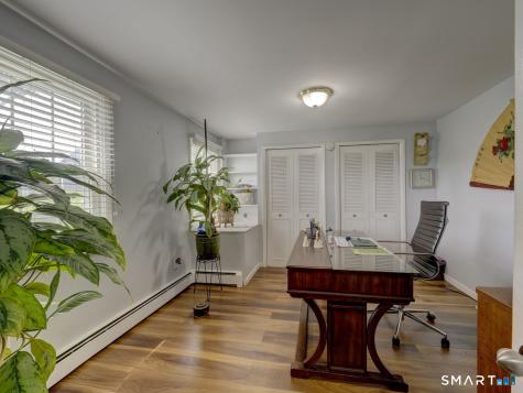 4 Lee Circle Bloomfield CT 06002