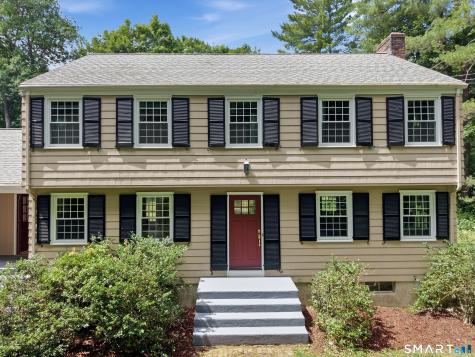 47 Westledge Road Simsbury CT 06092