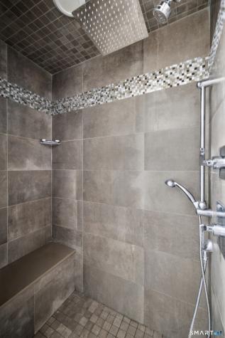 47 Westledge Road Simsbury CT 06092