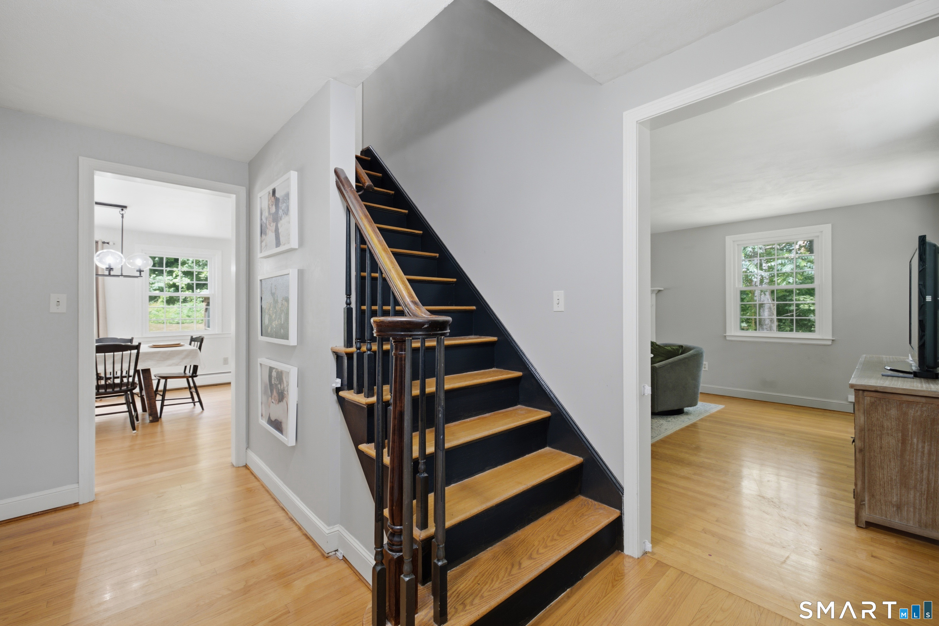 47 Westledge Road Simsbury CT 06092
