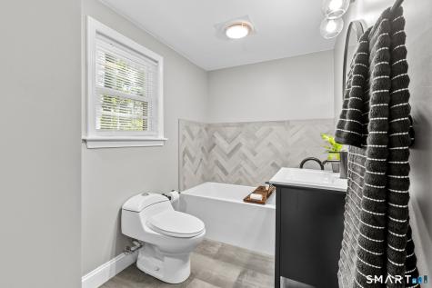 44 Seneca Road West Hartford CT 06117