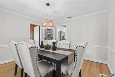 25 Miamis Road West Hartford CT 06117