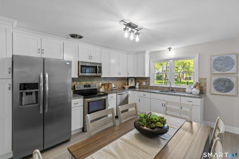 25 Miamis Road West Hartford CT 06117