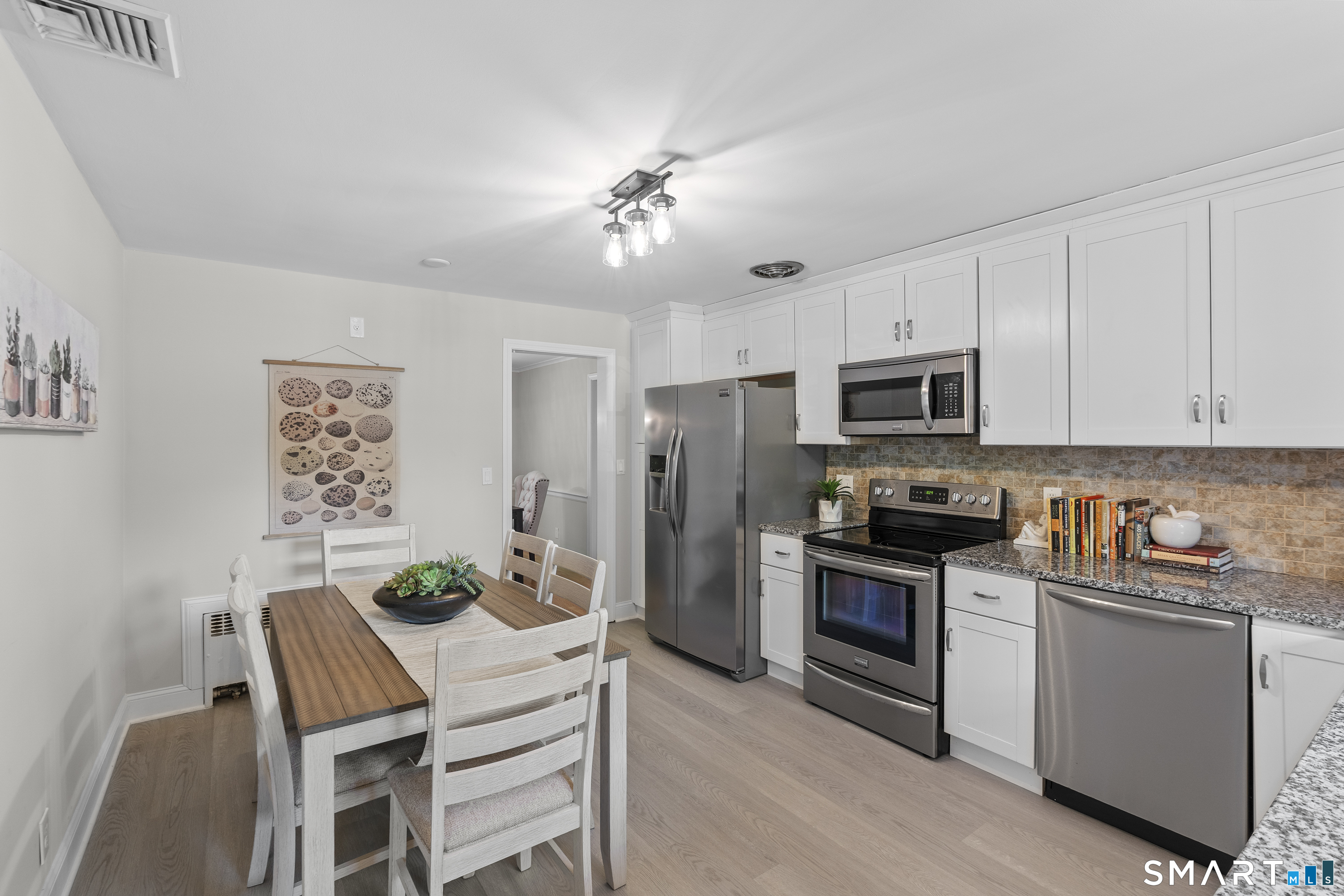 25 Miamis Road West Hartford CT 06117
