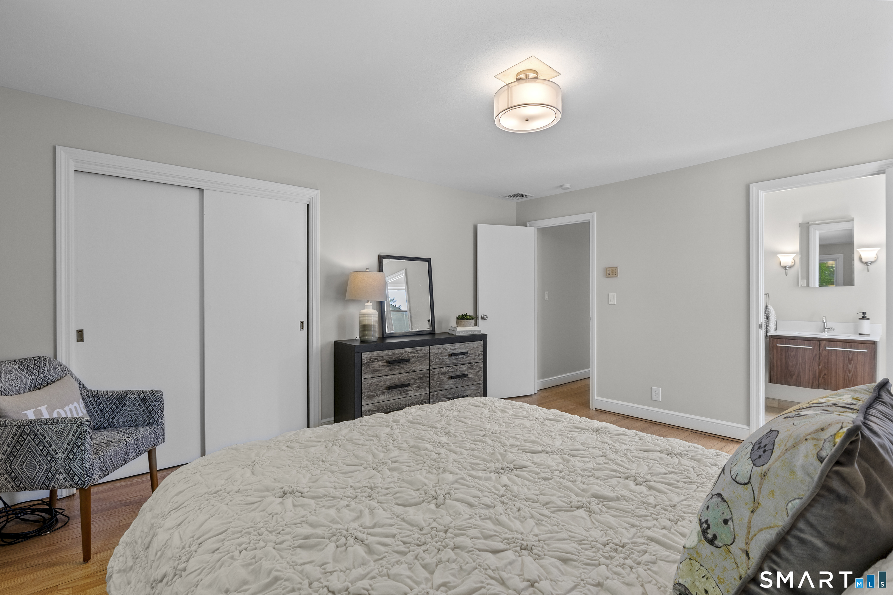 25 Miamis Road West Hartford CT 06117