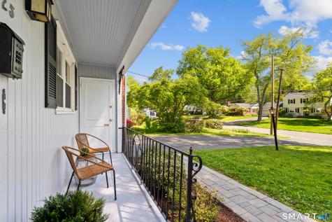 25 Miamis Road West Hartford CT 06117