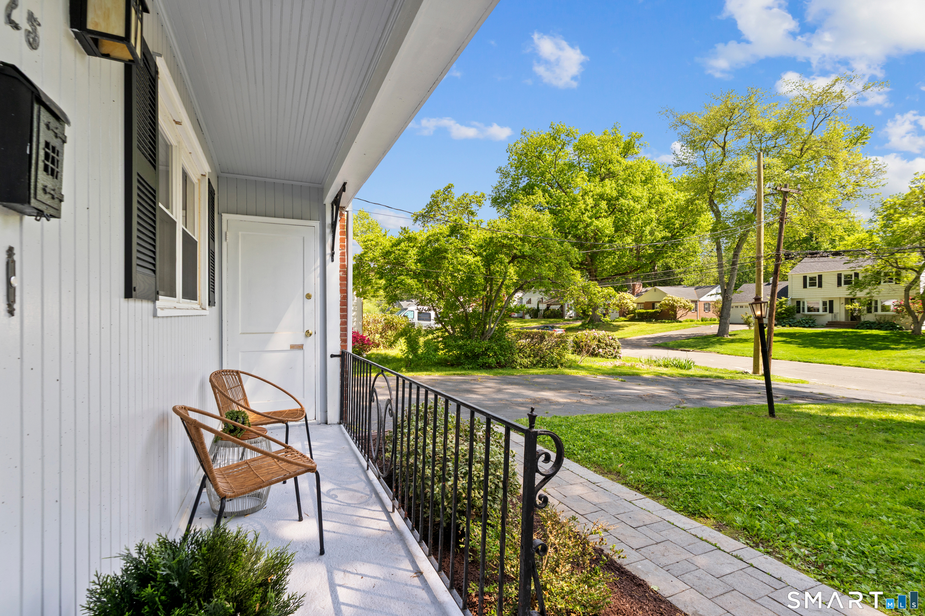 25 Miamis Road West Hartford CT 06117