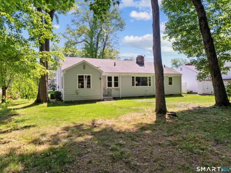 25 Miamis Road West Hartford CT 06117