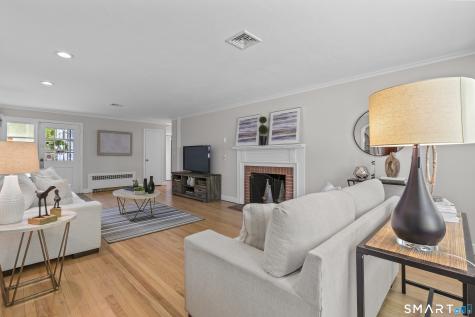 25 Miamis Road West Hartford CT 06117
