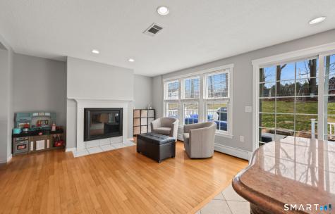 56 Coles Road Middletown CT 06457