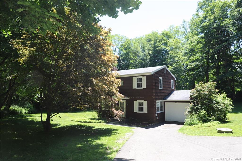 170 Tackora Trail Ridgefield CT 06877