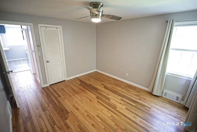 108 White Street Manchester CT 06042