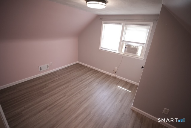 108 White Street Manchester CT 06042
