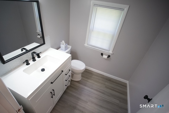 108 White Street Manchester CT 06042