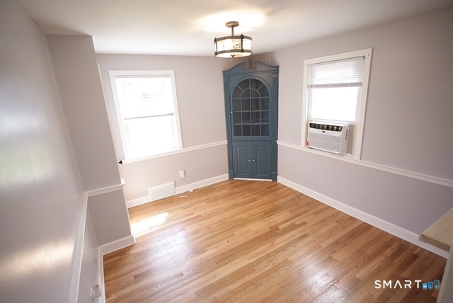 108 White Street Manchester CT 06042