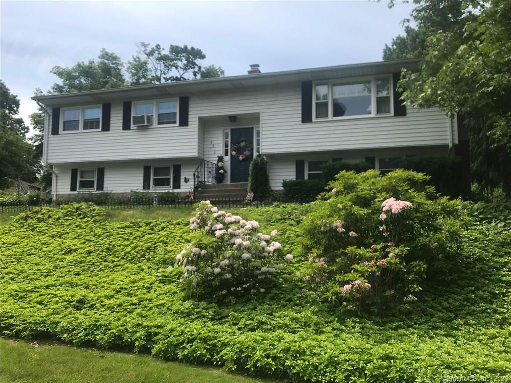 35 Inwood Drive Naugatuck CT 06770