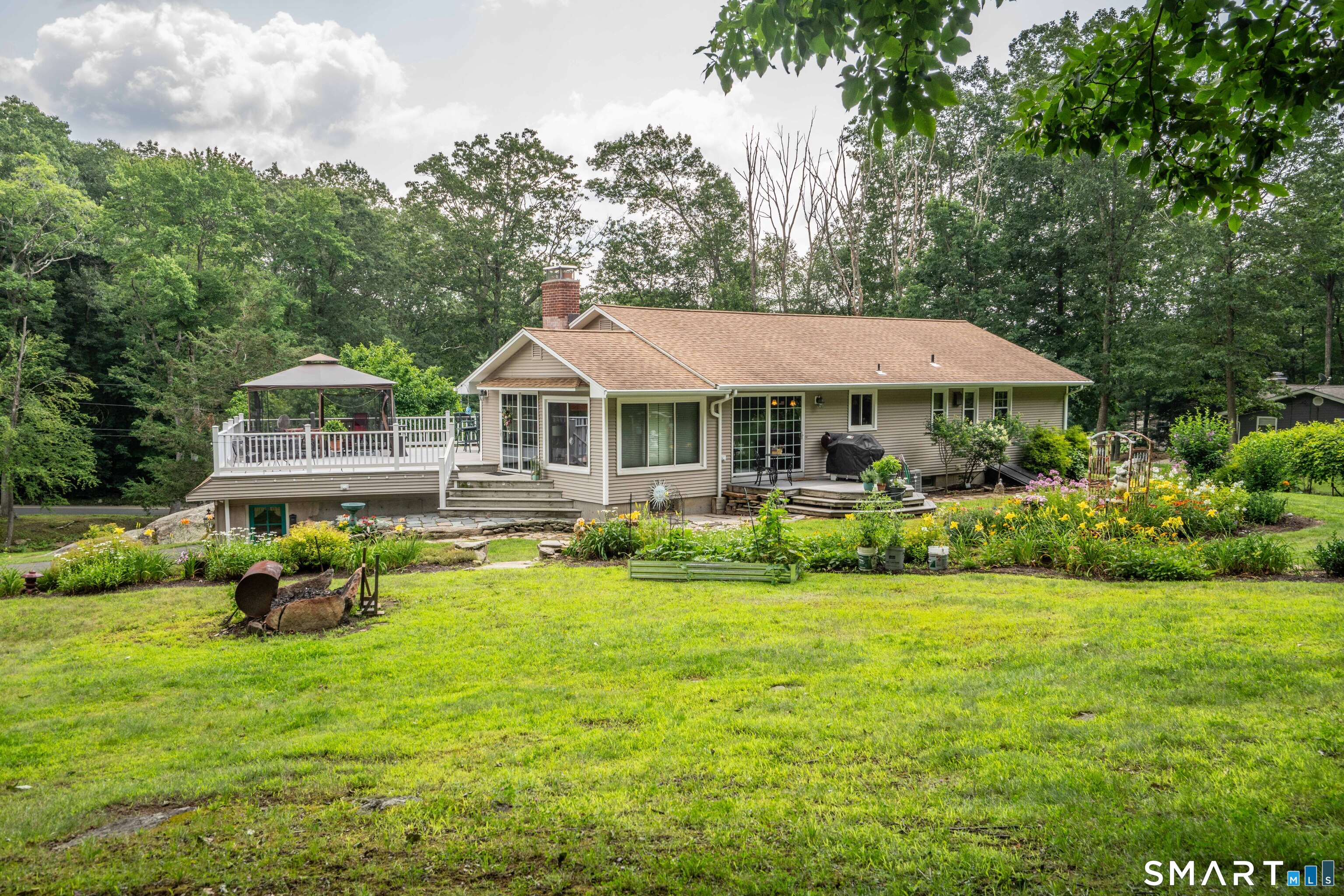 22 Ludwig Road Ellington CT 06029