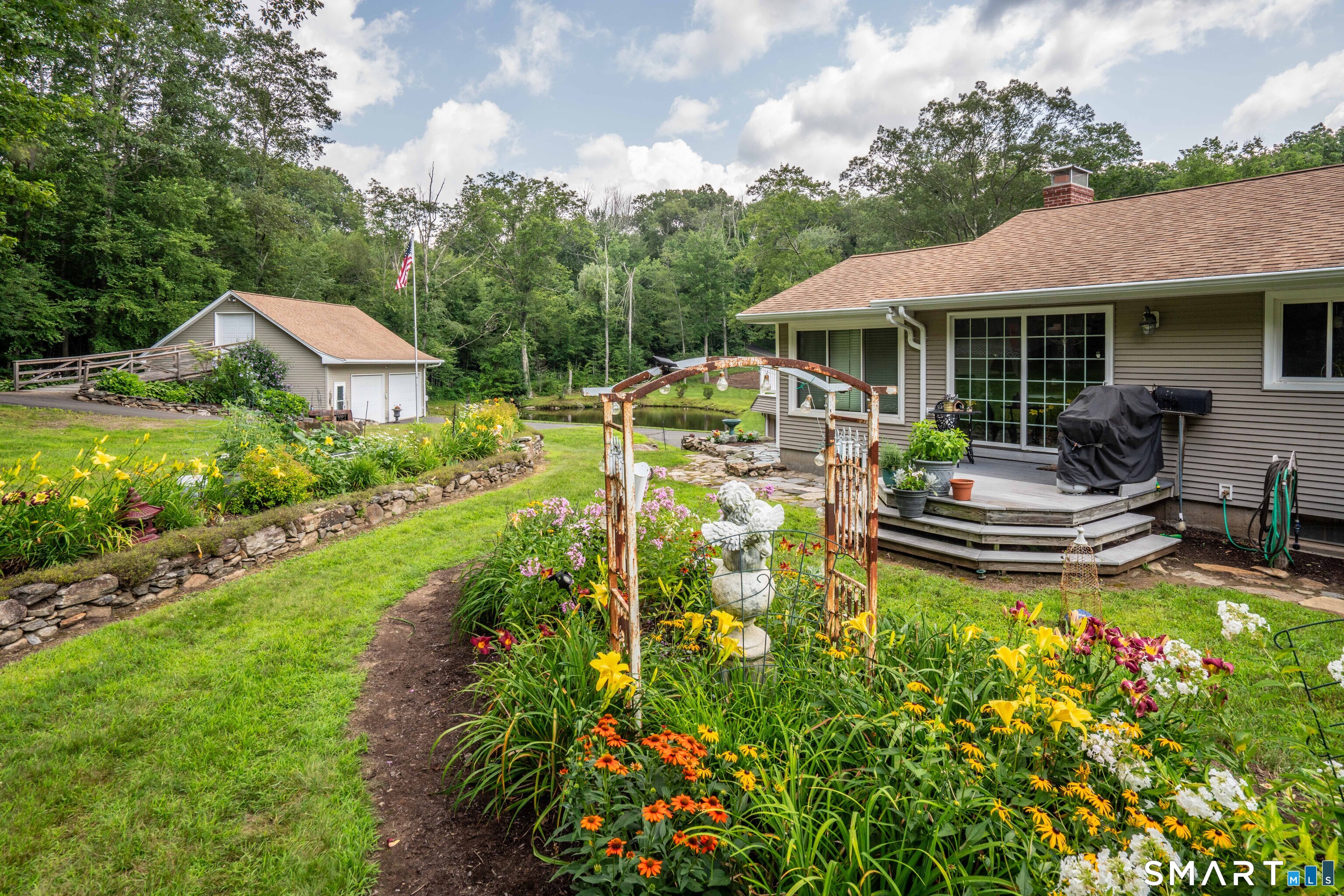 22 Ludwig Road Ellington CT 06029