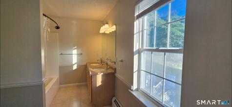 25 Wanda Lane Middletown CT 06457