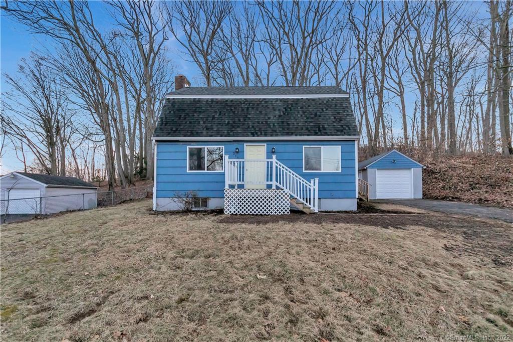 214 Maple Street East Haven CT 06512