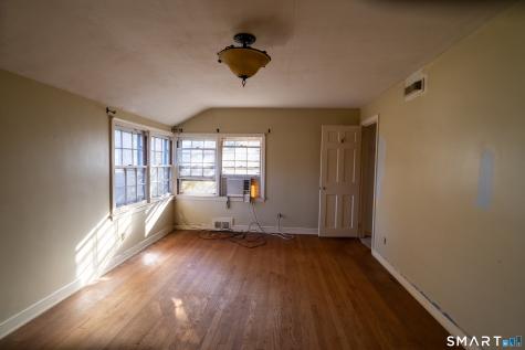 6 Livingstone Road Bloomfield CT 06002