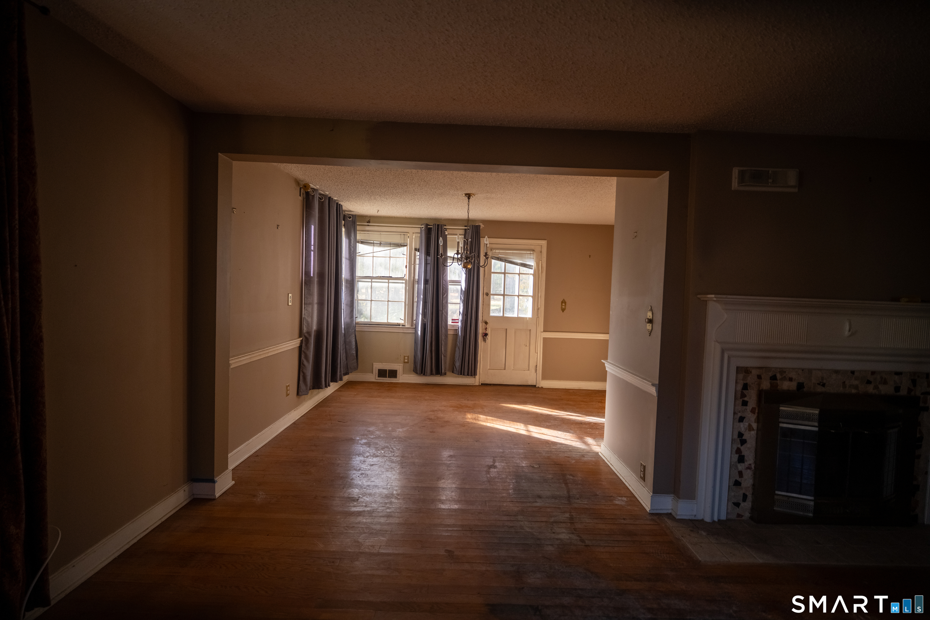 6 Livingstone Road Bloomfield CT 06002