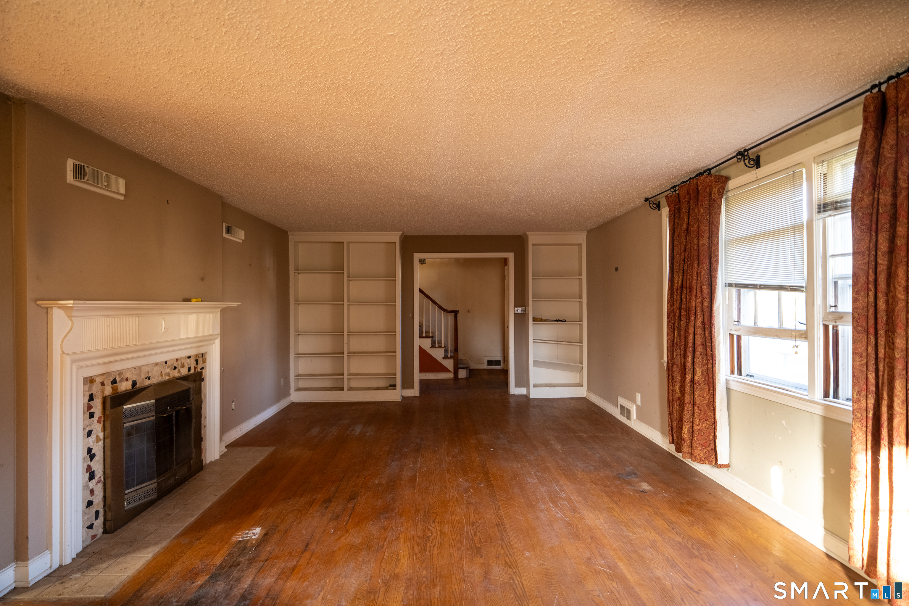6 Livingstone Road Bloomfield CT 06002