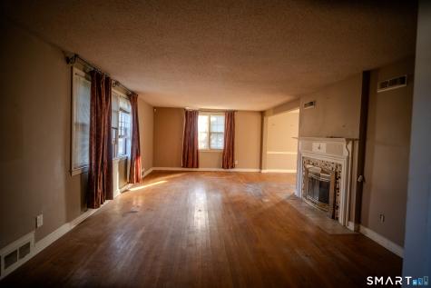 6 Livingstone Road Bloomfield CT 06002