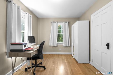 213 Knapps Highway Fairfield CT 06825