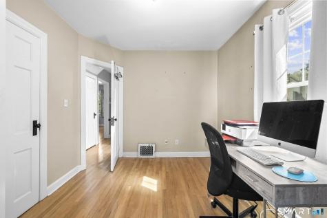 213 Knapps Highway Fairfield CT 06825