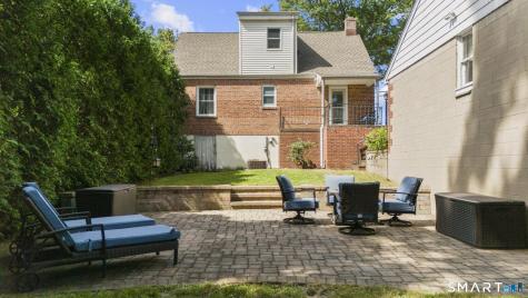 213 Knapps Highway Fairfield CT 06825