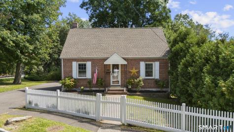 213 Knapps Highway Fairfield CT 06825