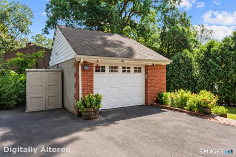 213 Knapps Highway Fairfield CT 06825