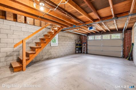 213 Knapps Highway Fairfield CT 06825