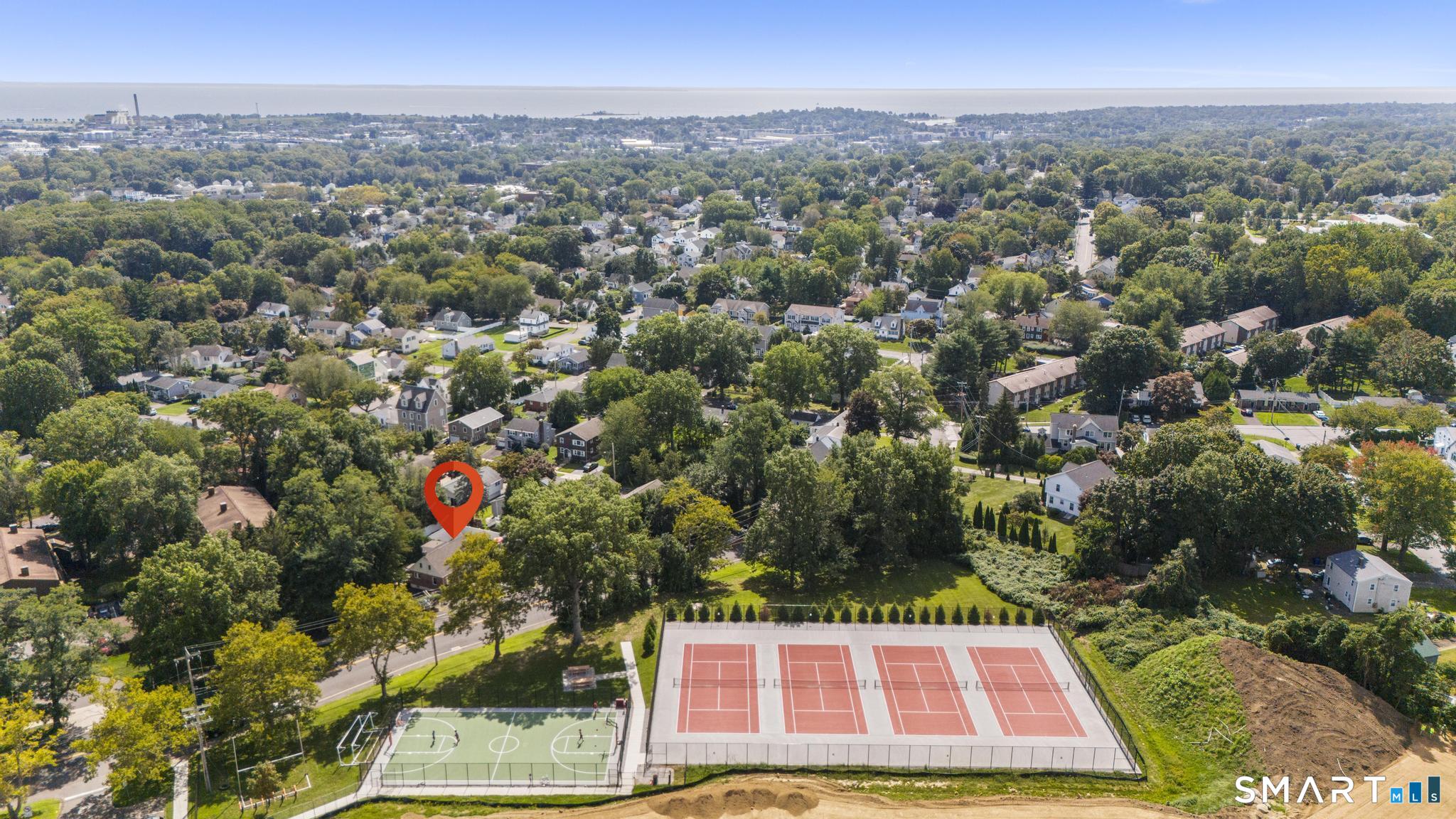 213 Knapps Highway Fairfield CT 06825