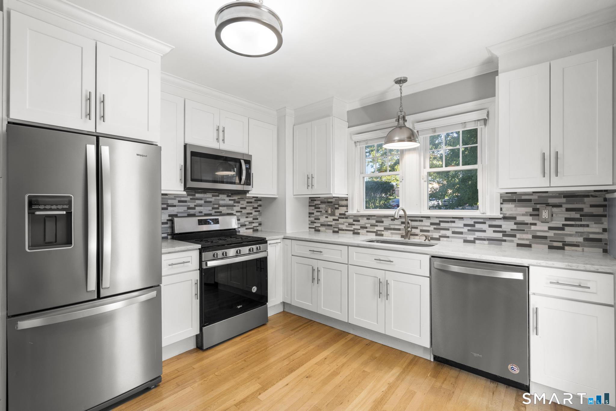 213 Knapps Highway Fairfield CT 06825