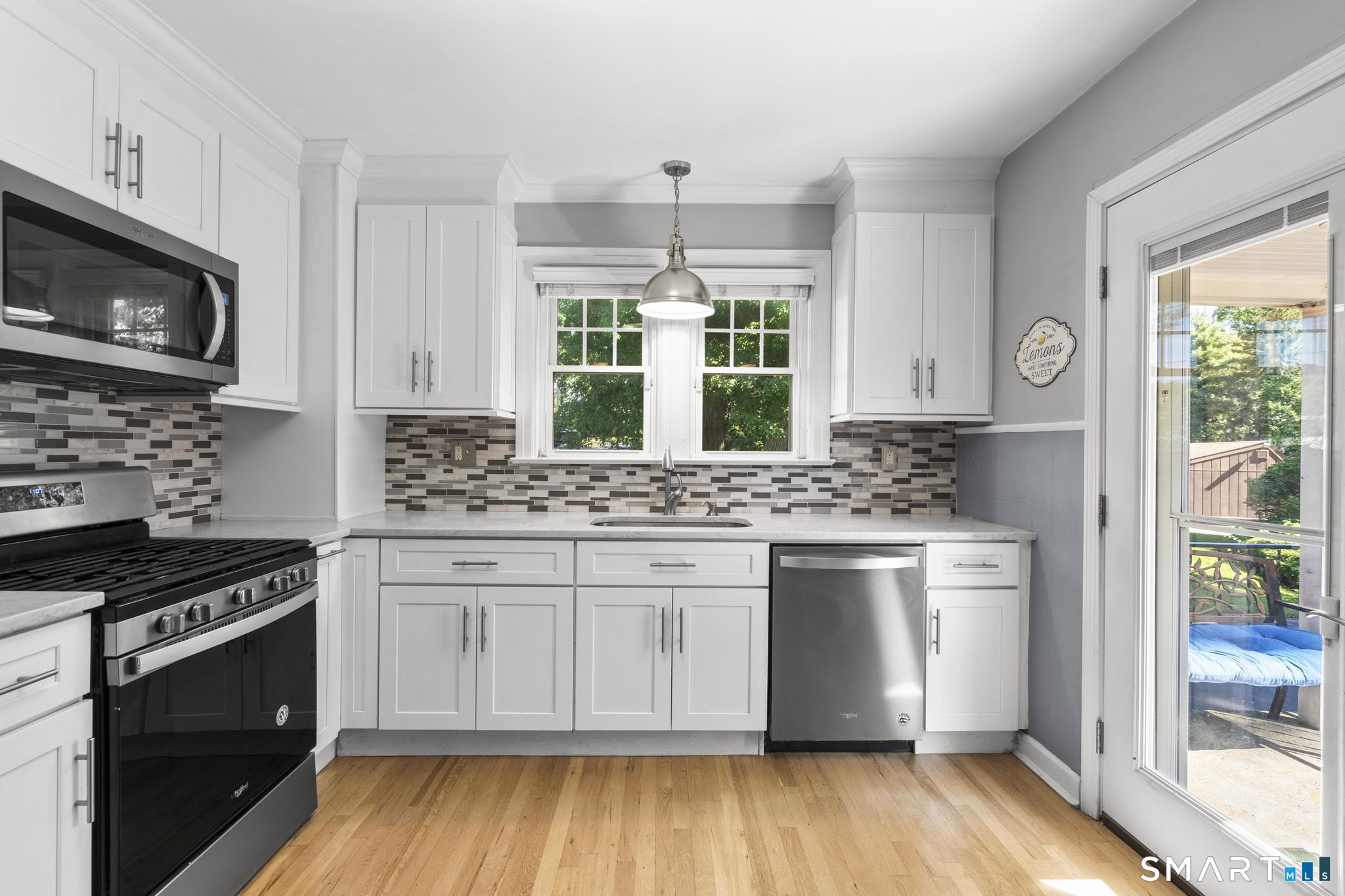 213 Knapps Highway Fairfield CT 06825