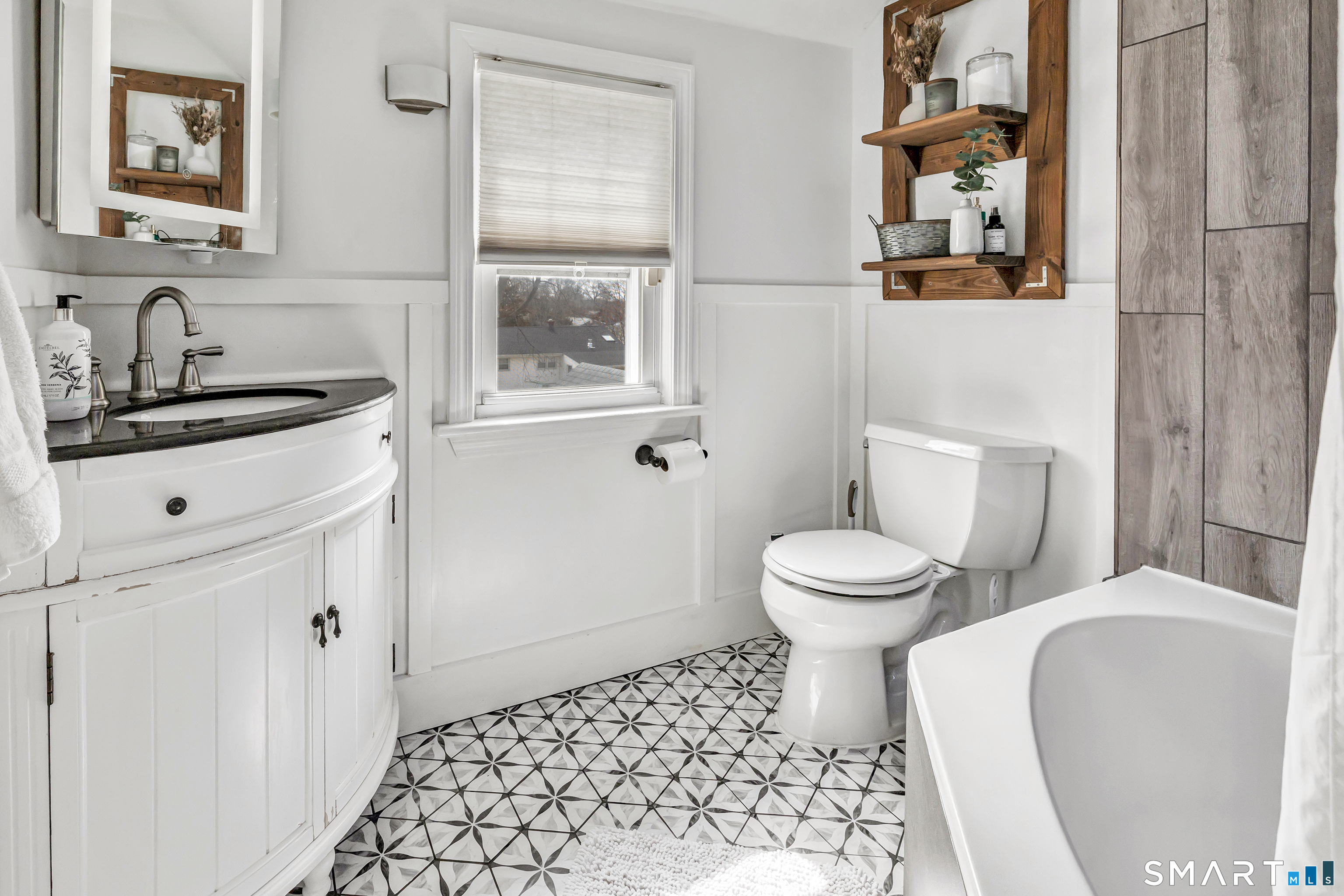 1107 Naugatuck Avenue Milford CT 06461