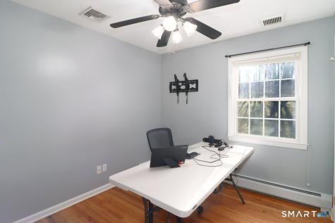 21 Rolling Glen Drive New Milford CT 06776