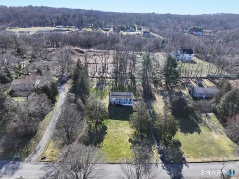 21 Rolling Glen Drive New Milford CT 06776