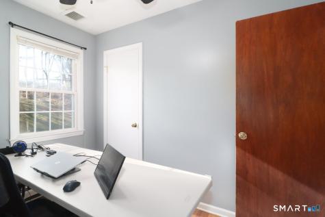 21 Rolling Glen Drive New Milford CT 06776