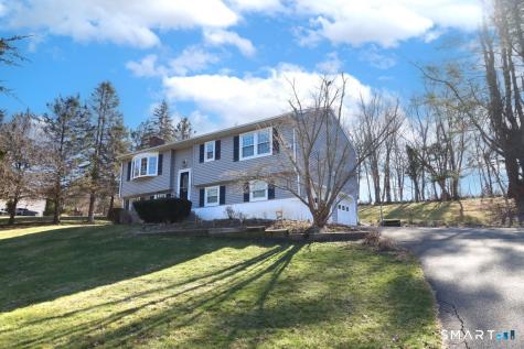 21 Rolling Glen Drive New Milford CT 06776