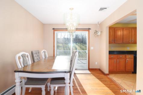 21 Rolling Glen Drive New Milford CT 06776