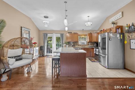 81 Hidden Pond Road Waterbury CT 06704