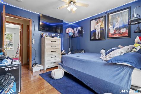81 Hidden Pond Road Waterbury CT 06704