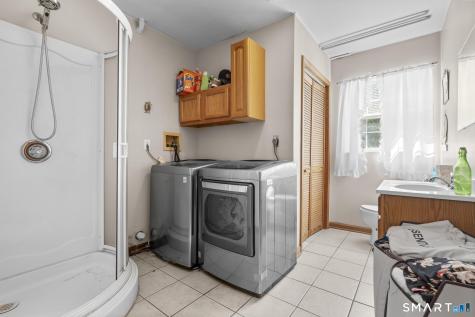 81 Hidden Pond Road Waterbury CT 06704