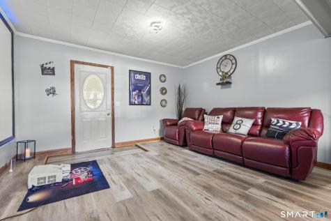 81 Hidden Pond Road Waterbury CT 06704
